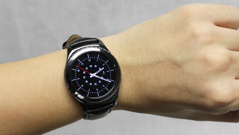 Samsung lần đầu tiên tung ra smartwatch gắn sẵn eSIM