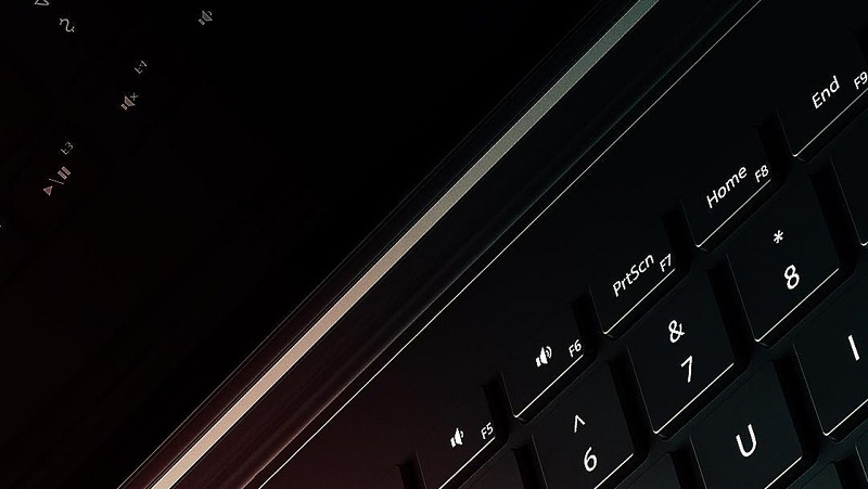 Surface Book 2 nhá hàng trên Instagram