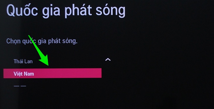 Chọn Quốc gia phát sóng là Việt Nam