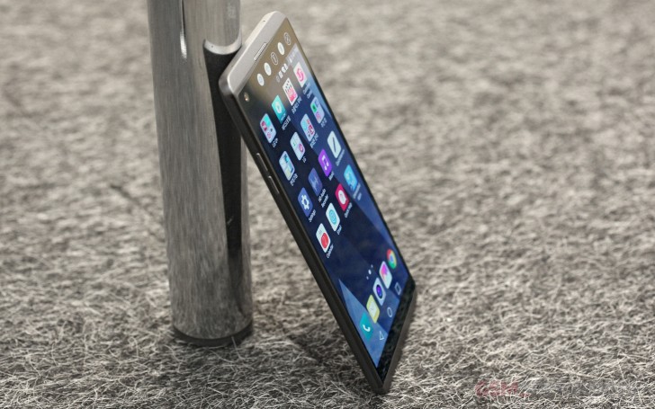 Hiện không có nhiều smartphone được cài sẵn Android 7 khi bán ra như LG V20