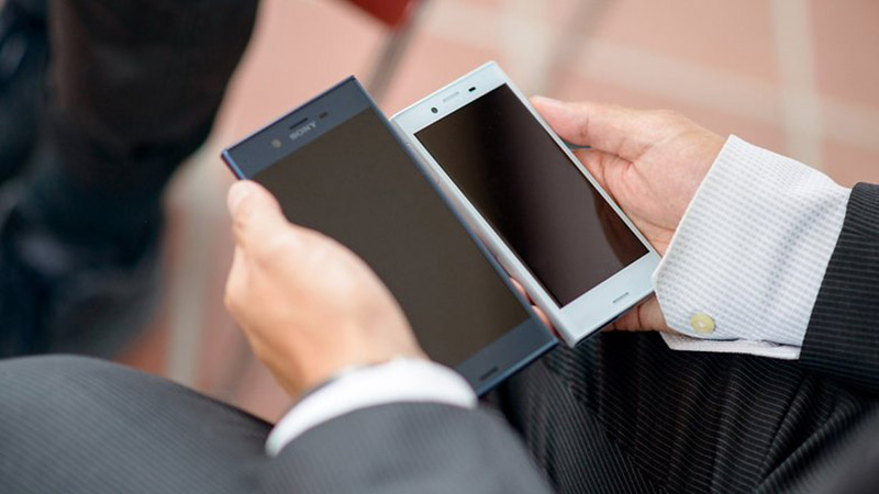 Sony cũng đã trình làng bộ đôi Xperia XZ & X Compact
