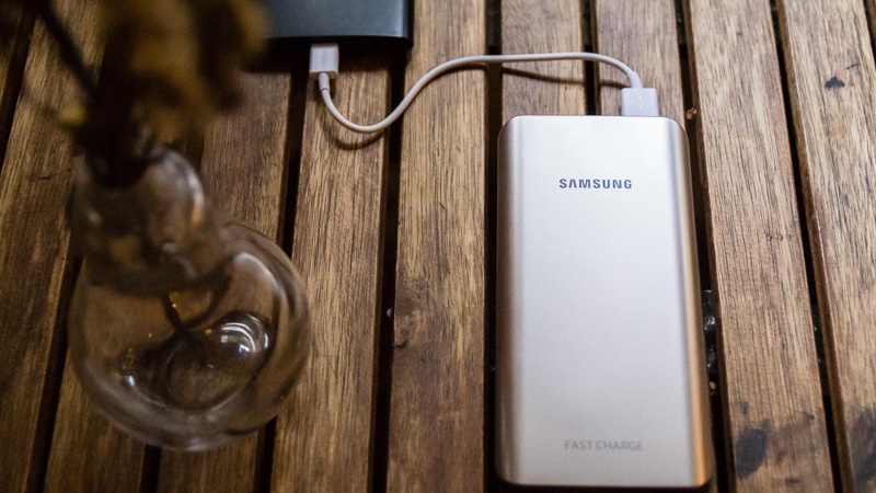 Pin sạc dự phòng 5.200 mAh Samsung Fast Charge