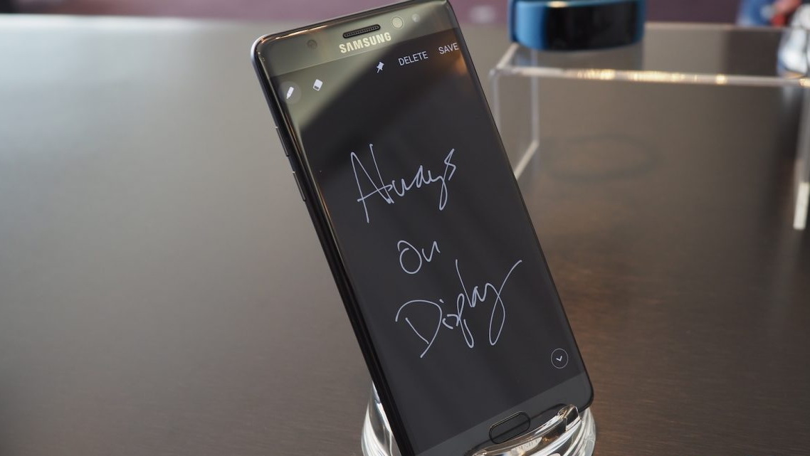 Note 7 vs iPhone 7 Plus