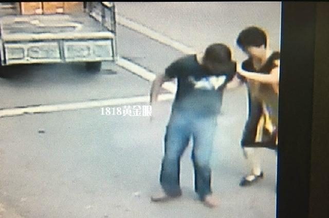 Hết Xiaomi Mi 4i giờ đến lượt Mi 4c bốc cháy trong túi quần