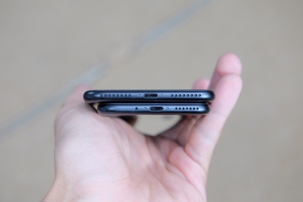 iPhone 7 Plus màu bạc, đen nhám đã có mặt tại Việt Nam