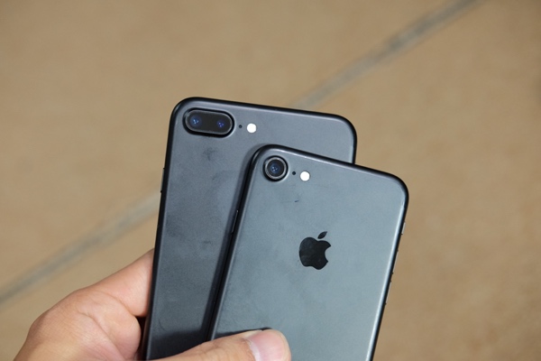 iPhone 7 Plus màu bạc, đen nhám đã có mặt tại Việt Nam