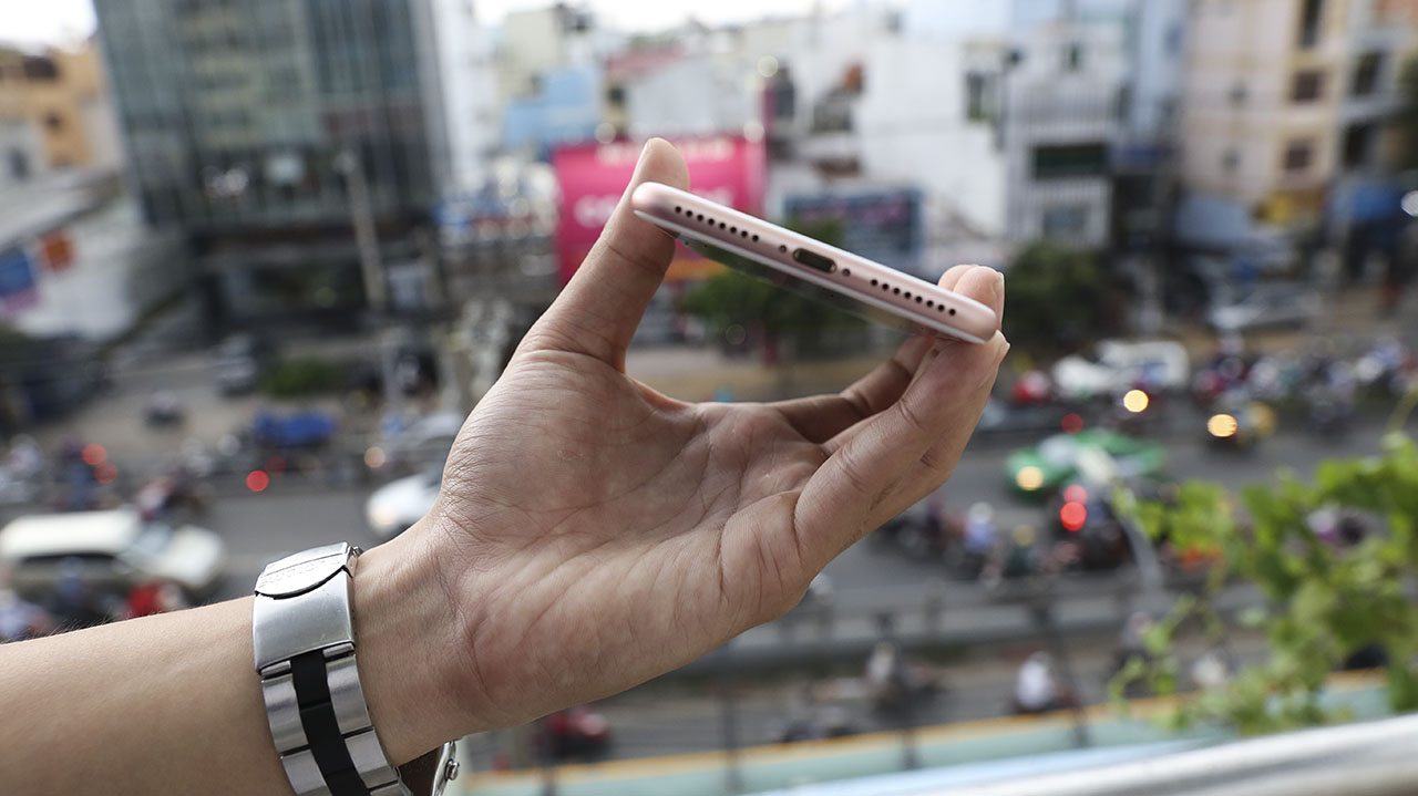 Loại bỏ jack cắm tai nghe 3.5 mm