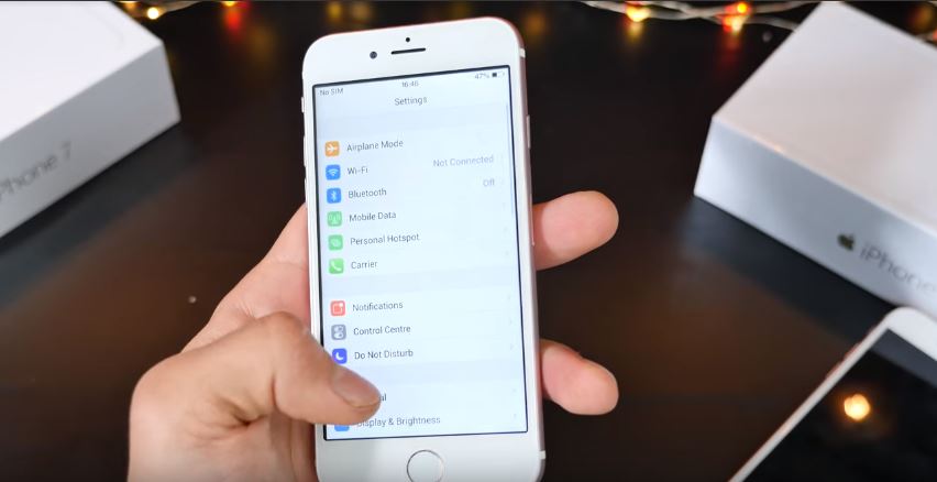 Đập hộp iPhone 7, 7 Plus nhái giá 3 triệu, có cả thẻ nhớ Đập hộp iPhone 7, 7 Plus nhái giá 3 triệu, có cả thẻ nhớ
