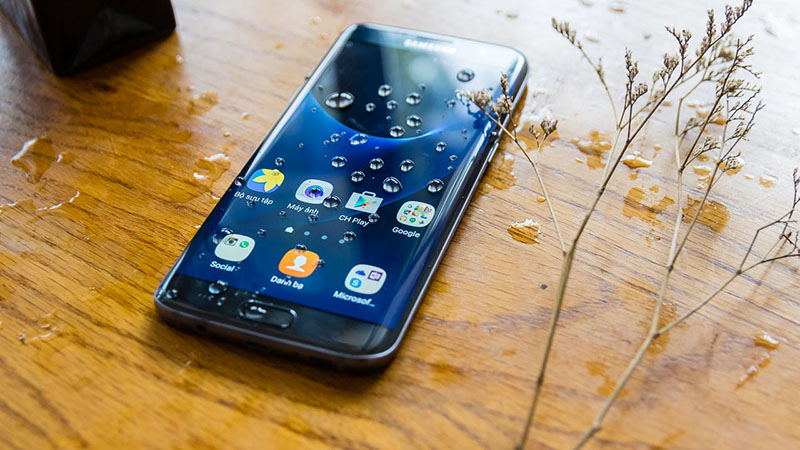 Galaxy S7 EDGE Galaxy S7 EDGE