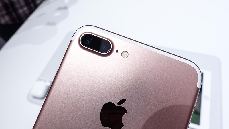 iPhone 7 Plus iPhone 7 Plus