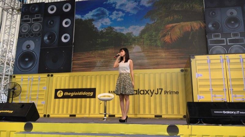 Hot girl Jang Mi lần đầu biểu diễn tại sự kiện mở bán Galaxy J7 Prime Hot girl Jang Mi lần đầu biểu diễn tại sự kiện mở bán Galaxy J7 Prime
