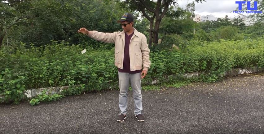 Thả rơi Galaxy J7 Prime xem độ bền của kính Gorilla Glass 4