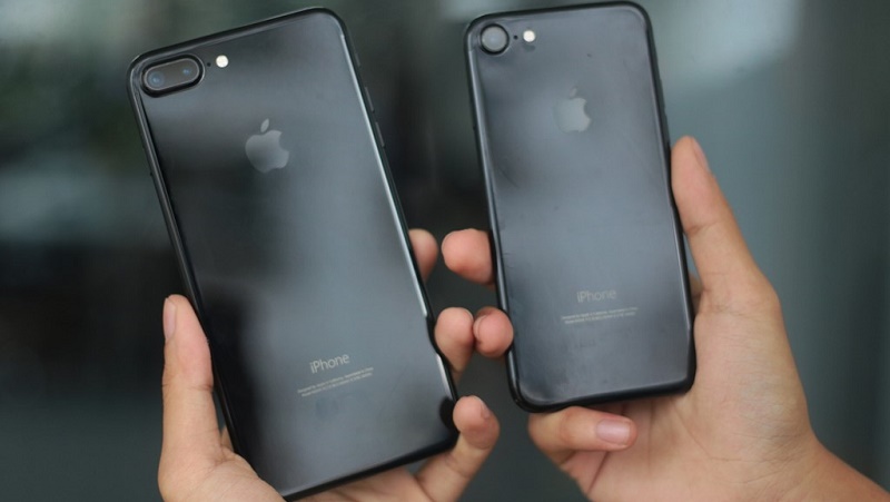 iPhone 7 đâu còn hot đâu mà cứ hét giá