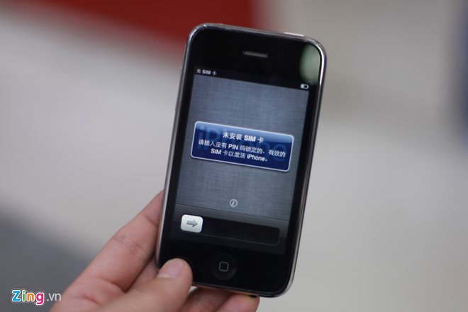 iPhone 3GS Jet Black chưa kích hoạt về VN, giá chỉ 1,9 triệu đồng