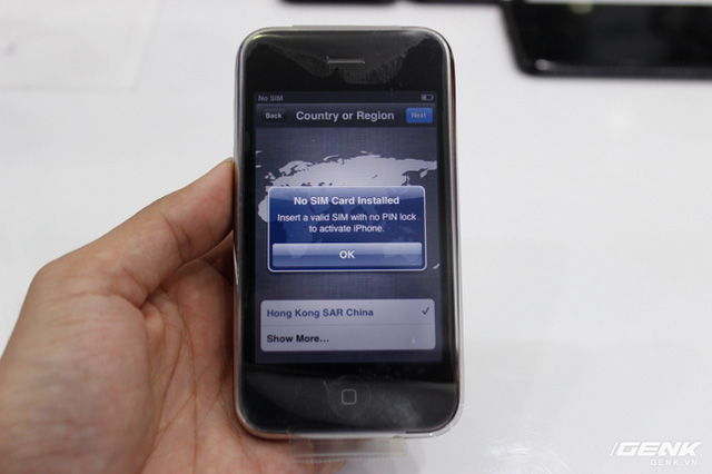 Cận cảnh iPhone 3GS Jet Black giá 2 triệu tại Việt Nam