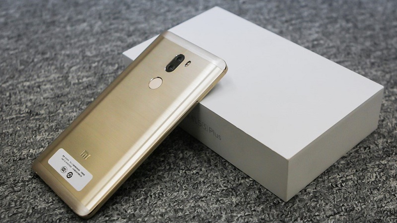 Xiaomi Mi 5s Plus RAM 6GB, chip Snapdragon 821 đầu tiên về VN, giá hơn 10 triệu Xiaomi Mi 5s Plus RAM 6GB, chip Snapdragon 821 đầu tiên về VN, giá hơn 10 triệu