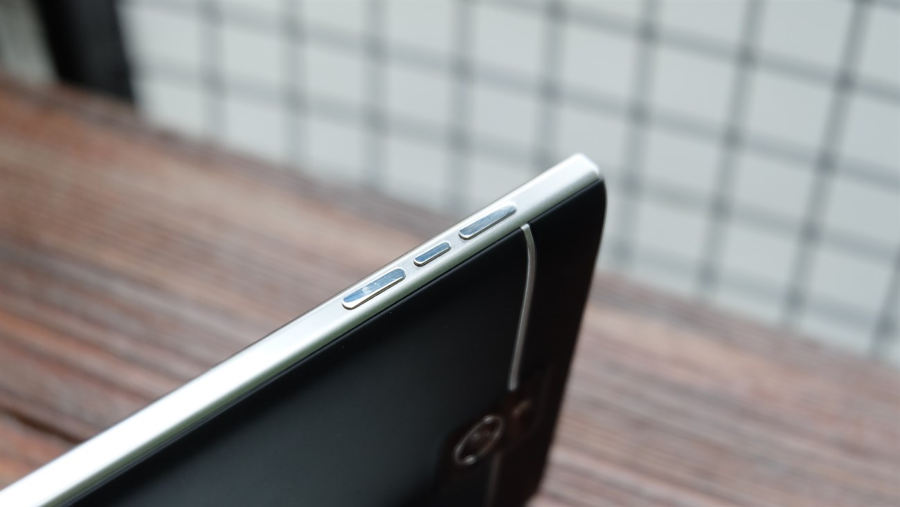 Trên tay nhanh hàng hot Blackberry Passport