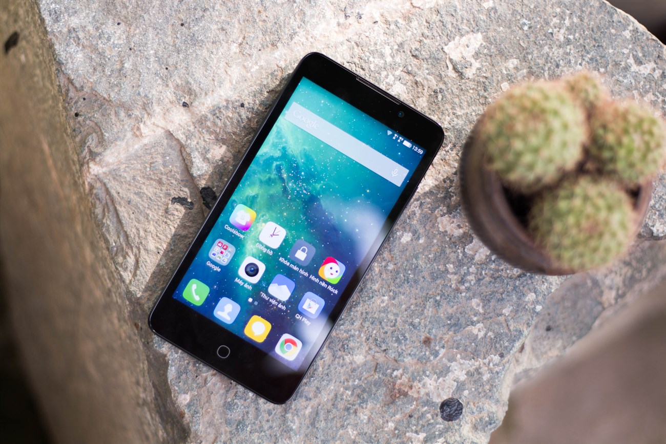 Đập hộp smartphone giá 3 triệu của Coolpad