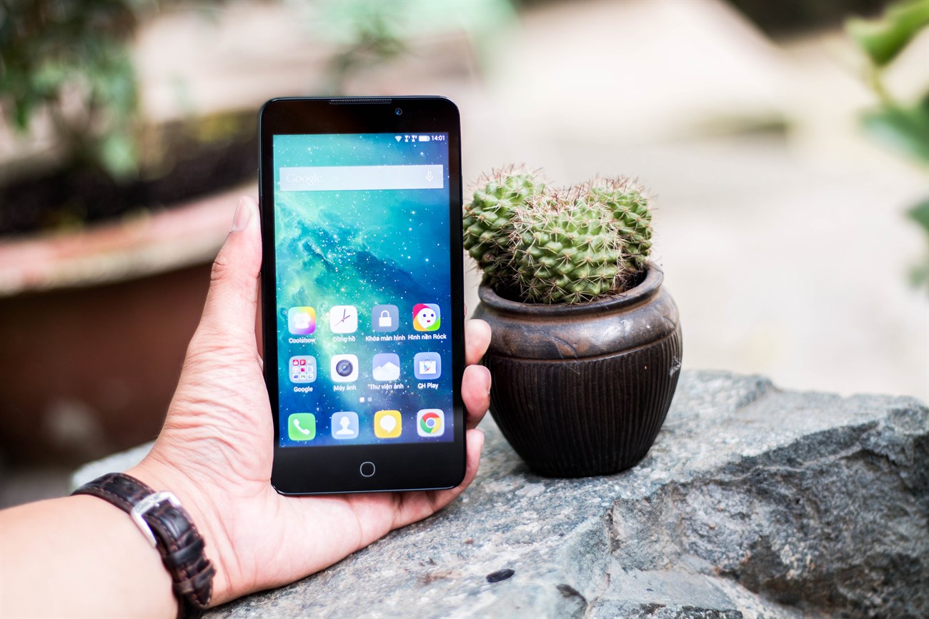 Đập hộp smartphone giá 3 triệu của Coolpad