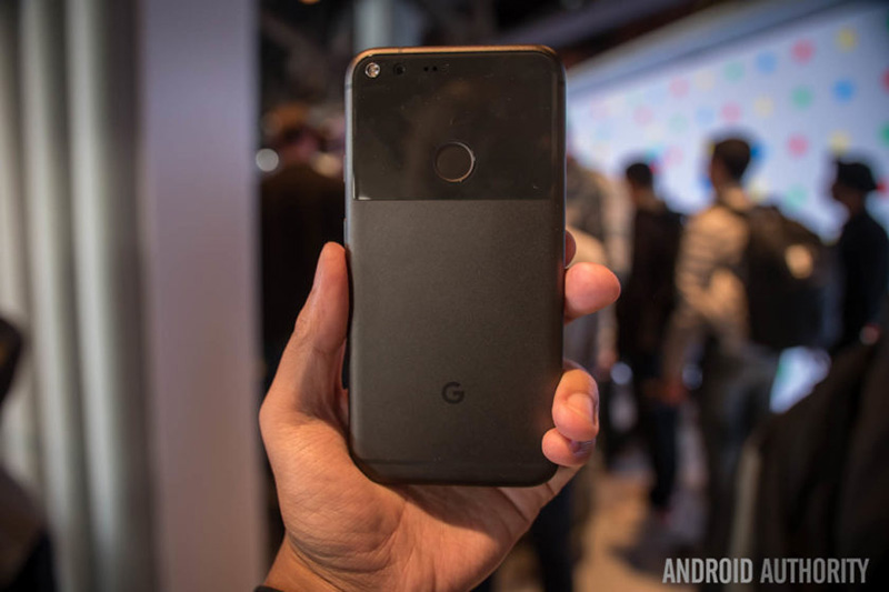 Những điểm khác nhau giữa Google Pixel và Google Pixel XL