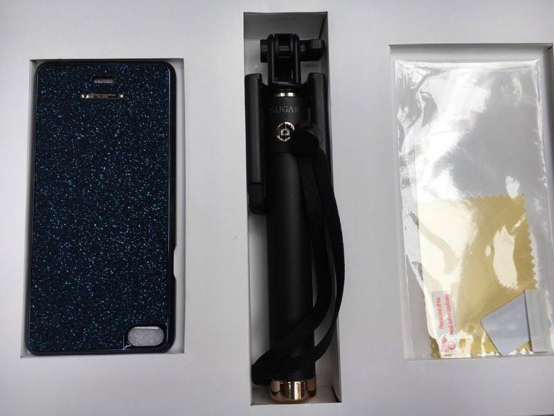 Mục sở thị bộ đôi smartphone đính kim cương cực độc của Sugar tại VN