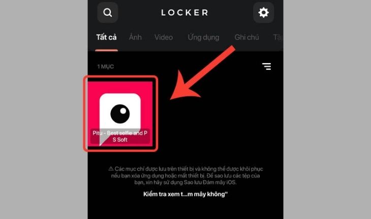 Vào ứng dụng Locker, chọn vào ứng dụng ẩn và truy cập bình thường.