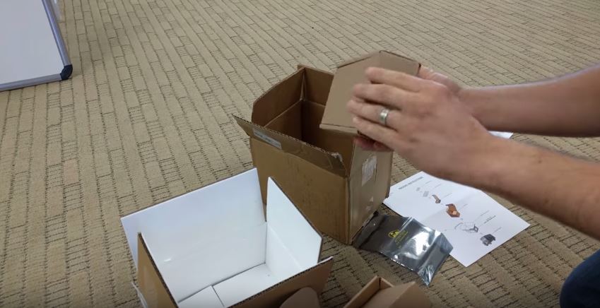 Tại Mỹ, Samsung sẽ gửi cho người dùng hộp cách nhiệt để gửi trả Note 7 Tại Mỹ, Samsung sẽ gửi cho người dùng hộp cách nhiệt để gửi trả Note 7