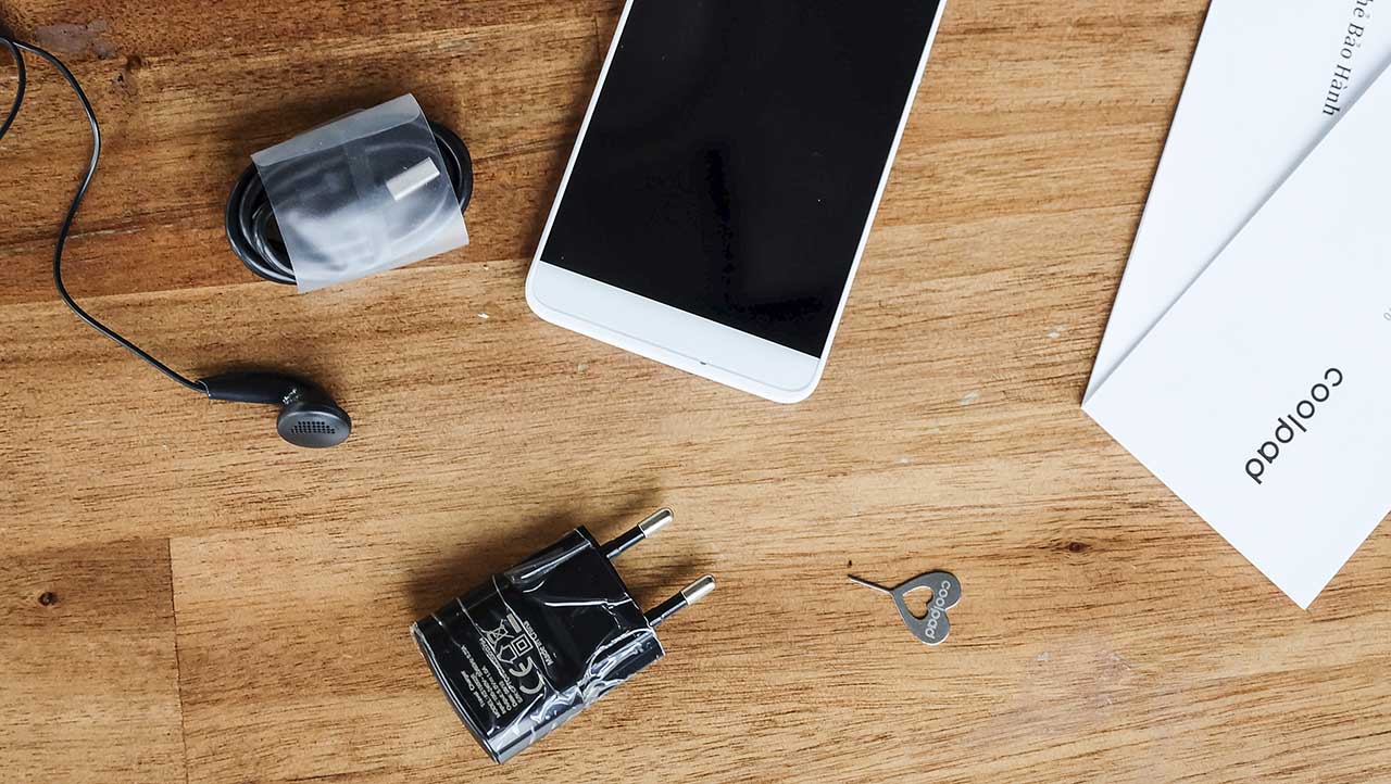 tren tay Coolpad Roar Plus