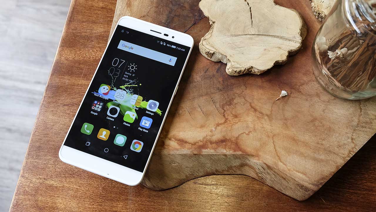 tren tay Coolpad Roar Plus