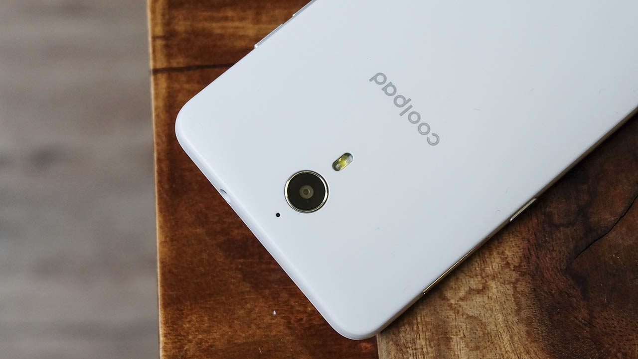 tren tay Coolpad Roar Plus