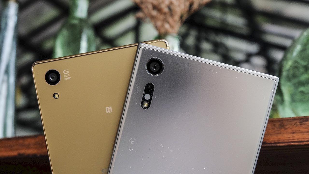 Đọ dáng Xperia XZ và Z5: Vết sơn mới trên tấm gỗ cũ