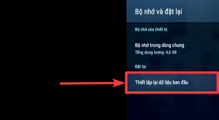 Ở cửa sổ Bộ nhớ và Đặt lại, bạn chọn Thiết lập lại dữ liệu ban đầu..