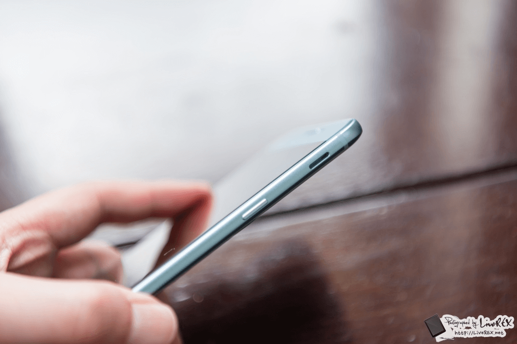 Trên tay Samsung Galaxy A8 2016 Trên tay Samsung Galaxy A8 2016