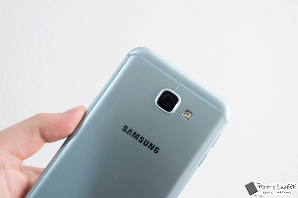 Trên tay Samsung Galaxy A8 2016 Trên tay Samsung Galaxy A8 2016