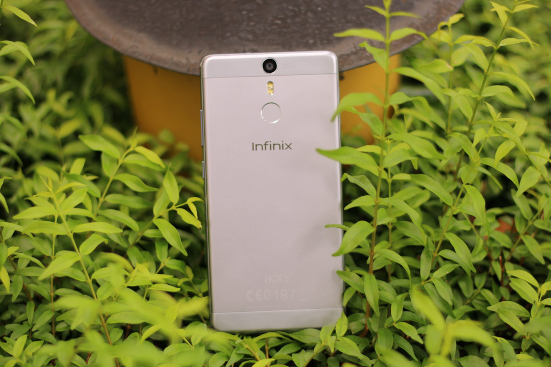 Infinix Hot S