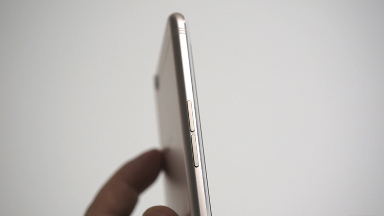 trên tay R9s và r9s plus trên tay R9s và r9s plus