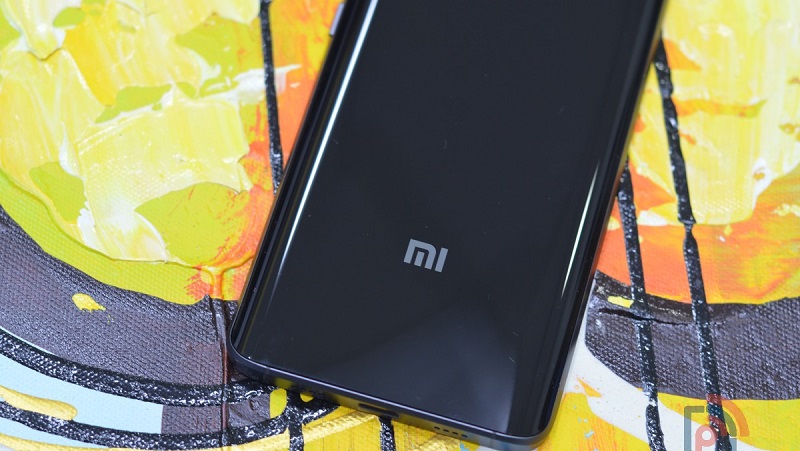 Mi Note 2 lộ ảnh thực tế với màn hình cong, màu đen bóng như iPhone 7 Jet Black Mi Note 2 lộ ảnh thực tế với màn hình cong, màu đen bóng như iPhone 7 Jet Black