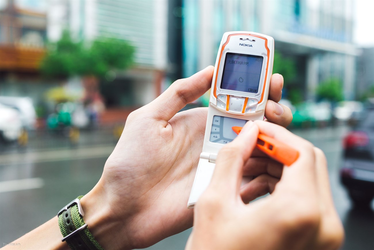 Trên tay Cụ tổ Nokia Galaxy Note với bút cảm ứng, nhận chữ viết tay