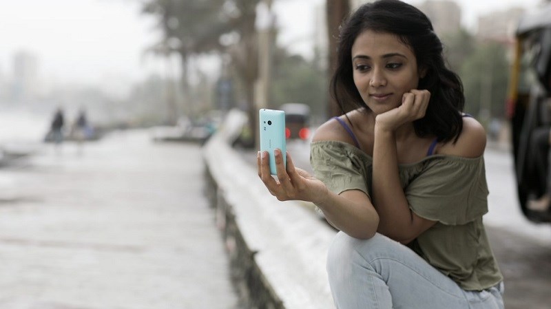 Nokia 216 với camera selfie chính thức ra mắt tại Việt Nam với giá 819 ngàn đồng