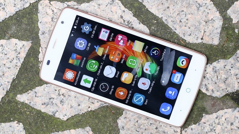 Blade L5 Plus lên kệ TGDĐ với giá chưa đến 2 triệu đồng Blade L5 Plus lên kệ TGDĐ với giá chưa đến 2 triệu đồng