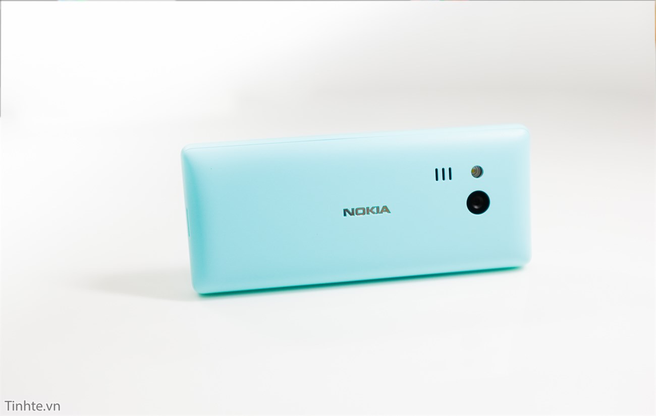 Trên tay Nokia 216: 2 SIM, 2 camera, 2 đèn flash, sản xuất tại VN