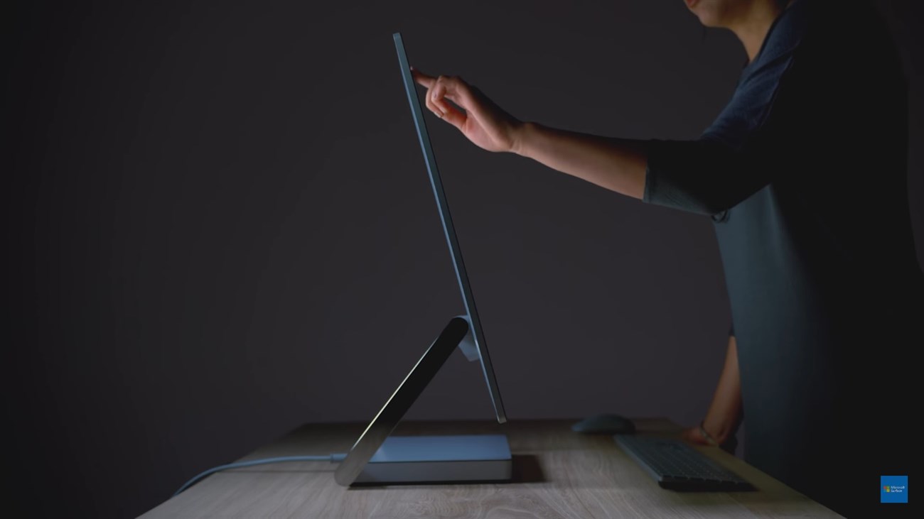 Microsoft Surface Studio cháy hàng 