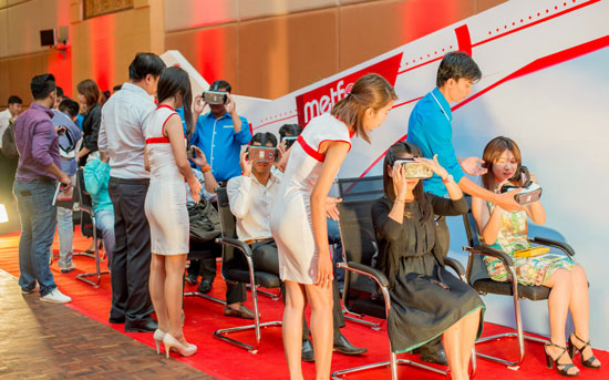 Viettel đã triển khai cung cấp dịch vụ 4G tới khách hàng ở các thị trường Campuchia, Lào, Haiti, Burundi và Peru (Trong ảnh: Sự kiện Tech Offline 4G của Viettel Campuchia) Viettel đã triển khai cung cấp dịch vụ 4G tới khách hàng ở các thị trường Campuchia, Lào, Haiti, Burundi và Peru (Trong ảnh: Sự kiện Tech Offline 4G của Viettel Campuchia)