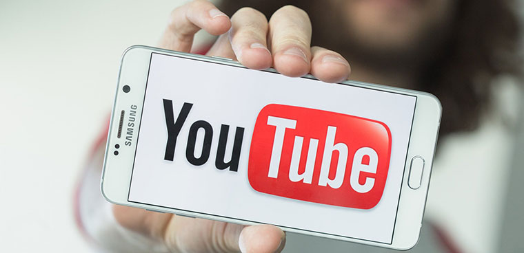 Có thủ thuật hay nào để nghe nhạc trên youtube và làm việc khác đồng thời để tiết kiệm thời gian?