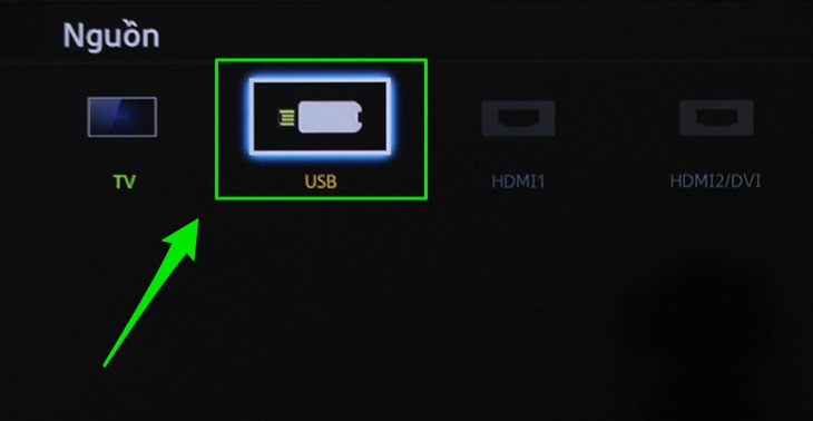 Cách sử dụng remote tivi Samsung K4100 > Chọn USB