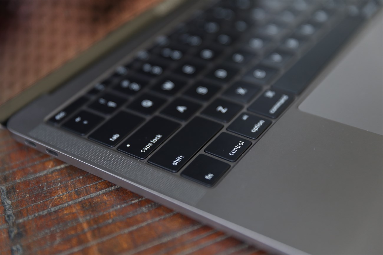 Trên tay Macbook Pro 2016: Tuyệt vời nhưng còn nhiều nuối tiếc