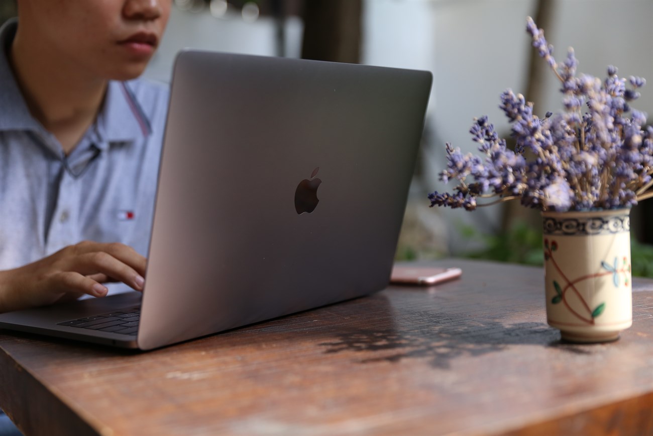 Trên tay Macbook Pro 2016: Tuyệt vời nhưng còn nhiều nuối tiếc