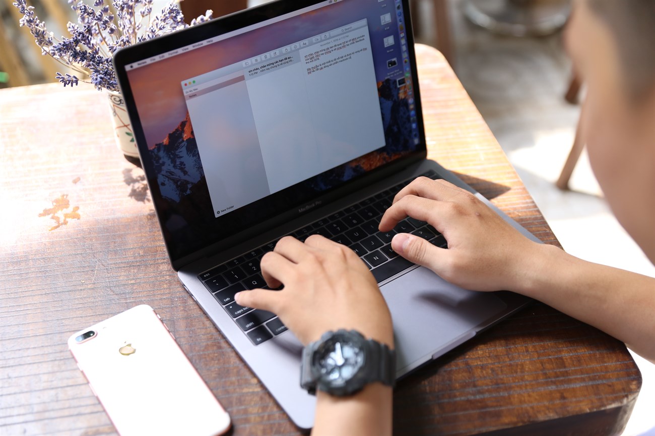 Trên tay Macbook Pro 2016: Tuyệt vời nhưng còn nhiều nuối tiếc