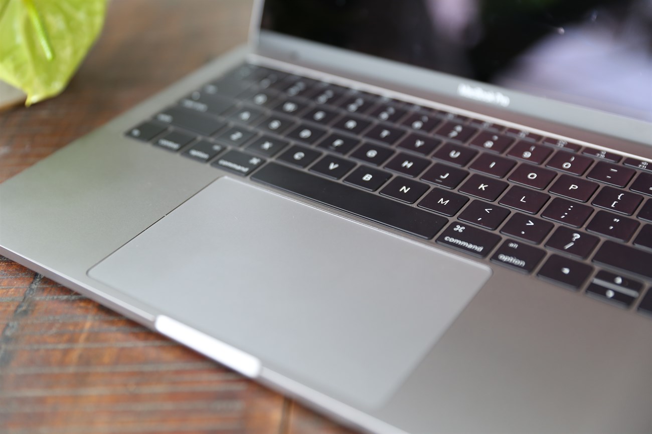 Trên tay Macbook Pro 2016: Tuyệt vời nhưng còn nhiều nuối tiếc