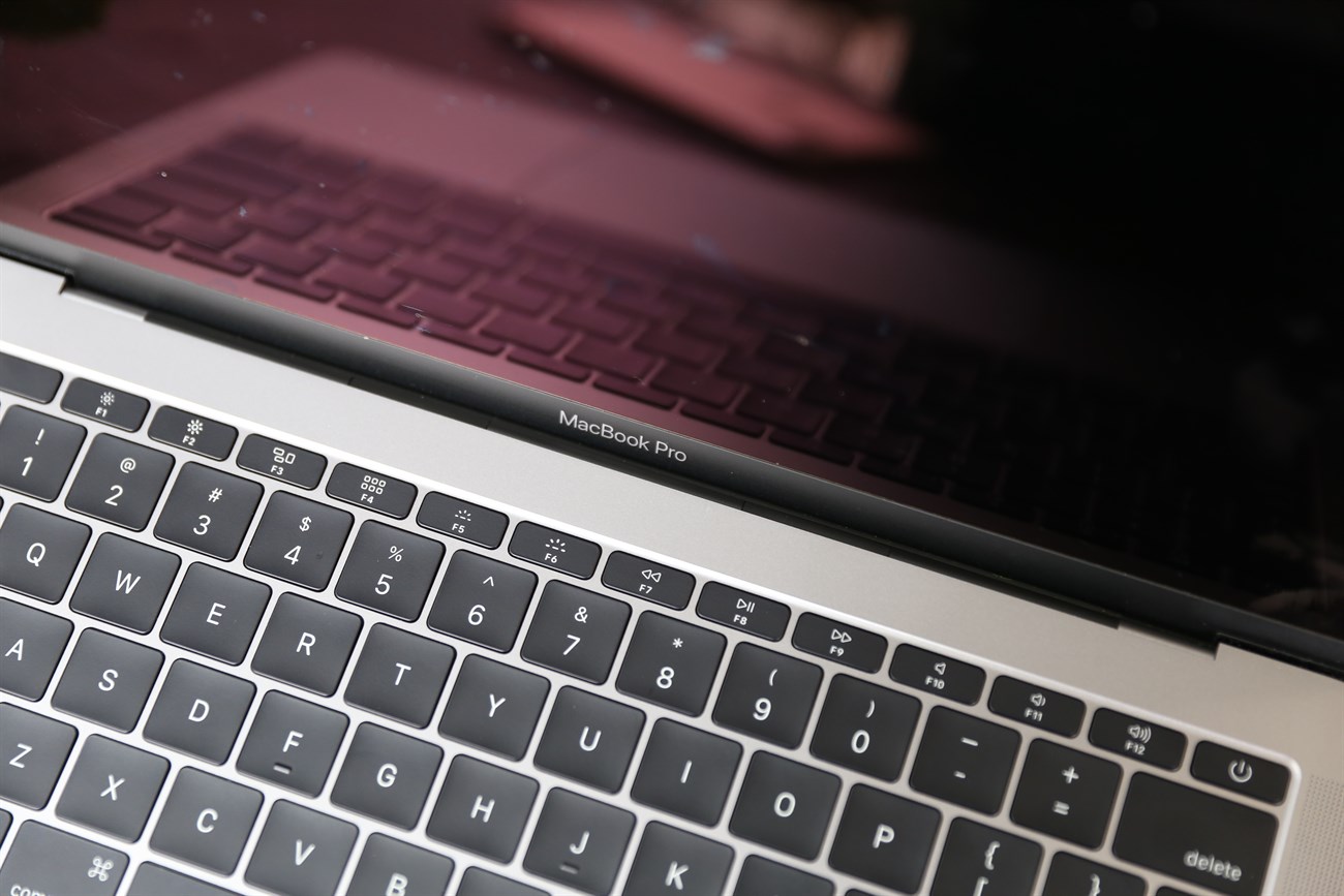 Trên tay Macbook Pro 2016: Tuyệt vời nhưng còn nhiều nuối tiếc
